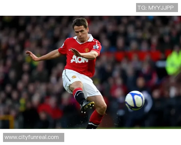 足球明星风采各异解析他们的技术特点与场上表现